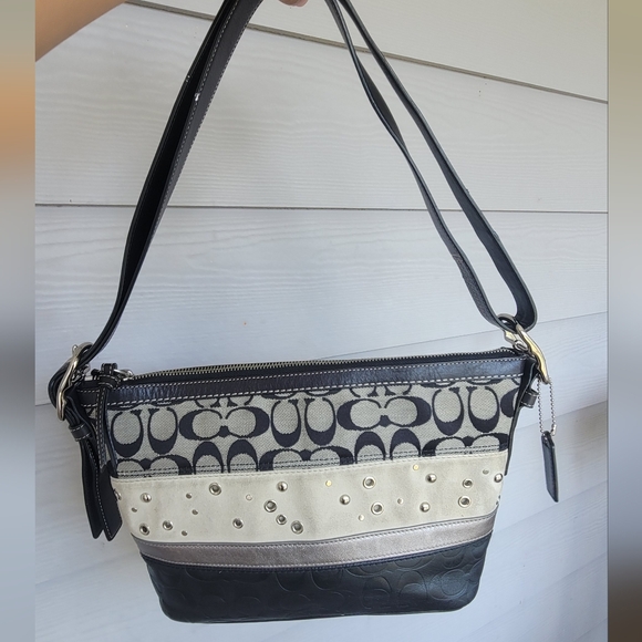 Coach Y2K Suede Jacquard Convertible Shoulder Bag (no. F13078) - Picture 2 of 9